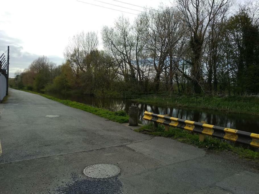 Small Town House, Barrow Lane, Bagenalstown, Carlow Eksteriør bilde